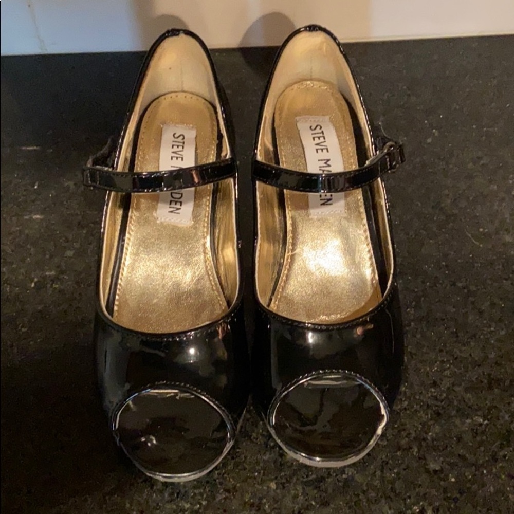 Girls dress shoes